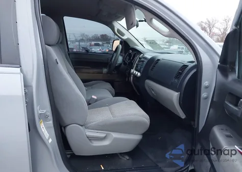 2013 Toyota Tundra Grade 4.6L V8 from USA, damaged, VIN 5TFRM5F11DX055787